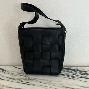 Lotuff Leather woven bucket bag